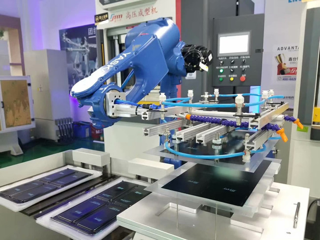 什么是高壓成型機？